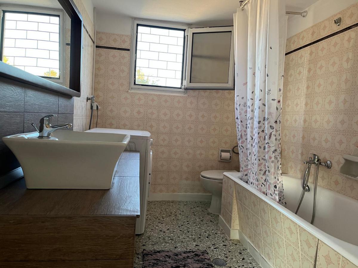 Athens Riviera: 2 Bed / 3' Walk From The Beach Agia Marina (Attica) Exterior foto